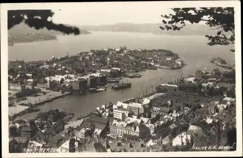 Foto Ak Bergen Norwegen, Panorama vom Ort