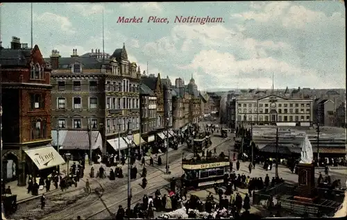 Ak Nottingham East Midlands England, Market Place, Straßenbahn