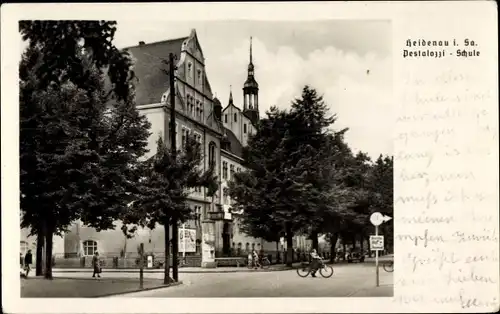 Ak Heidenau in Sachsen, Pestalozzi Schule