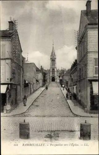 Ak Rambouillet Yvelines, Perspective vers l'Eglise