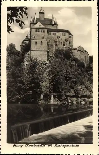 Ak Kriebstein Zschopautal, Blick auf die Burg Kriebstein, Flusspartie, Brücke, Wehr