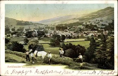 Ak Ambleside Lake District Cumbria, View from Loughrigg, Bauern bei der Heuernte