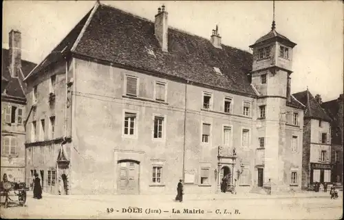 Ak Dole Jura, La Mairie