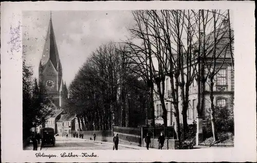 Ak Solingen in Nordrhein Westfalen, Lutherkirche, Straßenansicht