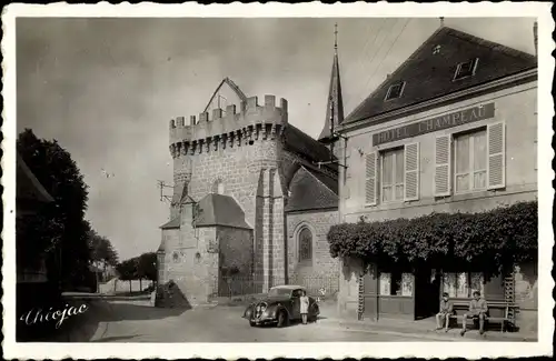 Ak Bonnat Creuse, L'Eglise fortifiee