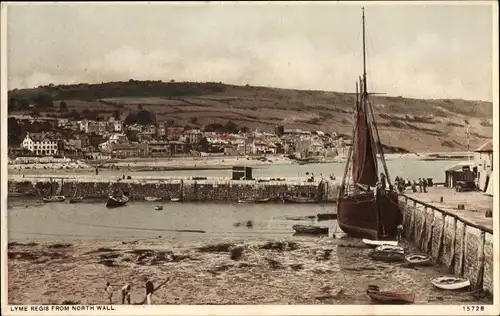 Ak Lyme Regis South West England, from North Wall