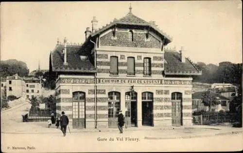 Ak Meudon Val Fleury Hauts de Seine, La Gare