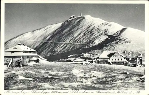 Ak Riesengebirge Schlesien, Schneekoppe mit Schlesierhaus und Riesenbaude