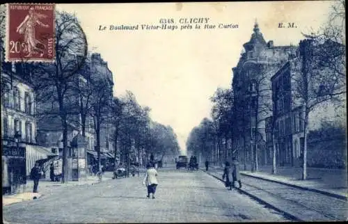 Ak Clichy Hauts de Seine, Le Boulevard Victor Hugo pres la Rue Curlon