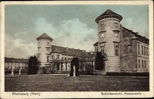 Ak Rheinsberg in Brandenburg, Schlossansicht, Wasserseite