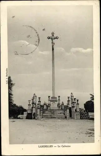 Ak Landelles et Coupigny Calvados, Le Calvaire