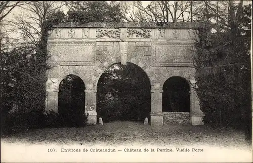 Ak Châteaudun Eure et Loir, Chateau de la Perrine
