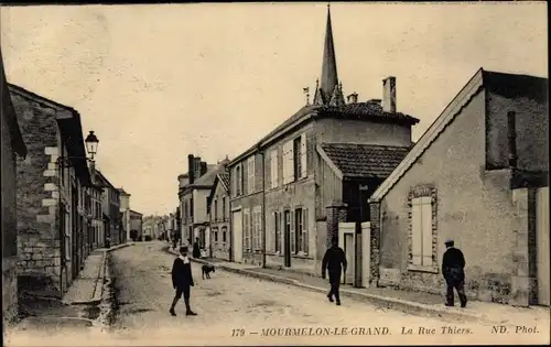 Ak Mourmelon le Grand Marne, La Rue Thiers