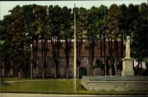 Ak Bad Bramstedt in Holstein, Roland, Altes Schloss