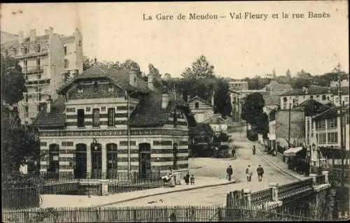 Ak Meudon val Fleury Hauts de Seine, La Gare et la rue Banes
