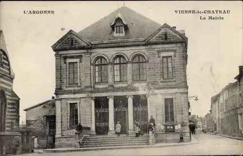 Ak Vienne le Château Marne, La Mairie