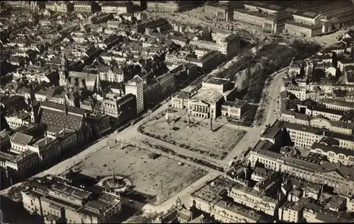 Ak Leipzig in Sachsen, Augustusplatz, Fliegeraufnahme