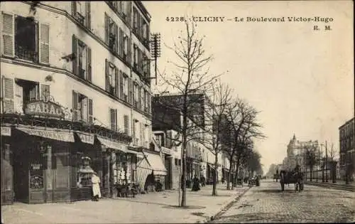 Ak Clichy Hauts de Seine, Le Boulevard Victor Hugo