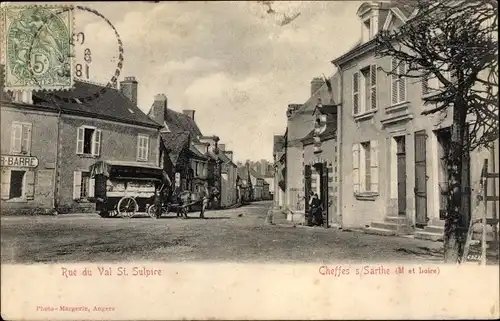 Ak Cheffes sur Sarthe Maine et Loire, Rue du Val St. Sulpice