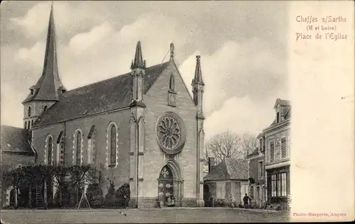 Ak Cheffes sur Sarthe Maine et Loire, Place de l'Église