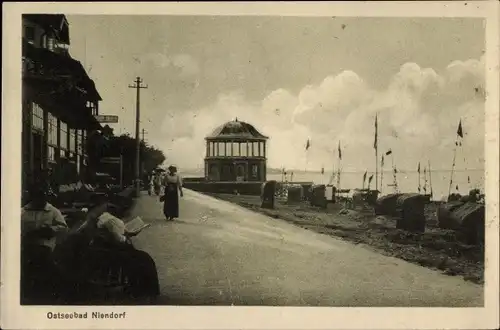 Ak Niendorf Timmendorfer Strand, Strandpromenade