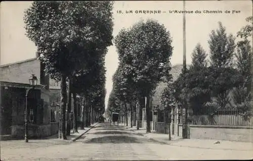 Ak La Garenne Hauts de Seine, L'Avenue du Chemin de Fer