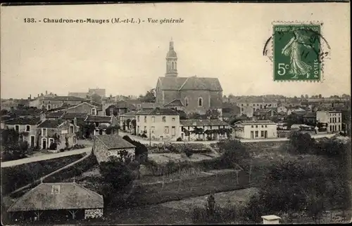 Ak Chaudron en Mauges Maine-et-Loire, Vue Générale, Église