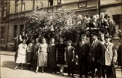 Foto Ak  Burgsteinfurt Steinfurt im Münsterland, Gruppenbild vor einem Festwage, Gauturnfest 1926