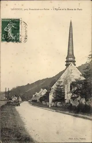 Ak Jeufosse Yvelines, L'Eglise et la Route de Paris