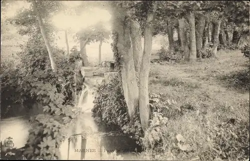 Ak Marnes la Coquette Hauts de Seine, Le Parc, La Cascade