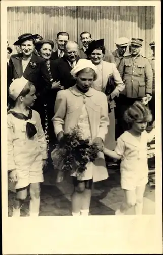 Foto Ak Adel Belgien, Josephine-Charlotte, Baudouin, Albert