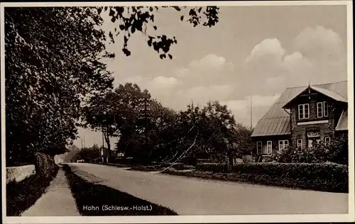 Ak Hohn in Schleswig Holstein, Straßenpartie im Ort