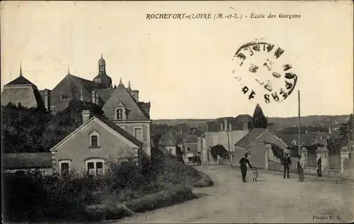 Ak Rochefort sur Loire Maine et Loire, Ecole des Garcons