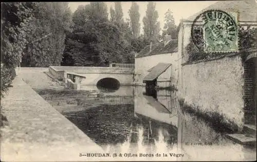 Ak Houdan Yvelines, Les Bords de la Vegre