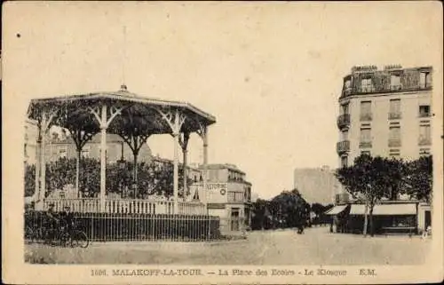 Ak Malakoff la Tour Hauts de Seine, La Place des Ecoles, Le Kiosque