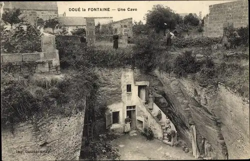 Ak Doué la Fontaine Maine et Loire, Une Cave