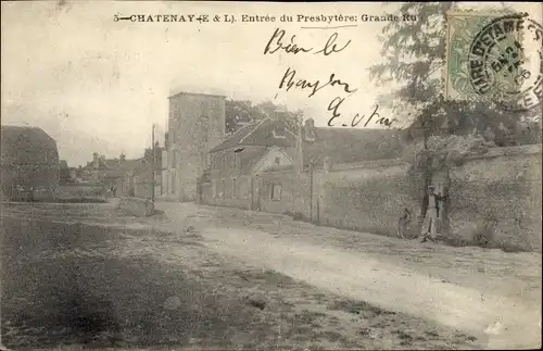 Ak Chatenay Eure et Loir, Entree du Presbytere, Grande Rue