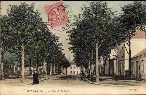 Ak Bonneval Eure et Loir, Avenue de la Gare