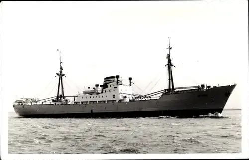 Foto Ak Frachtschiff Neptun, Tanker