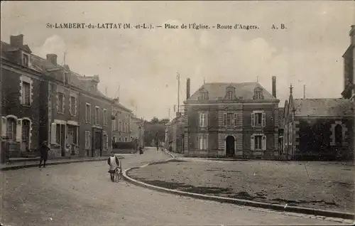 Ak St Lambert du Lattay Maine et Loire, Place de l'Eglise, Route d'Angers