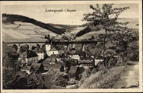 Ak Ludwigsstadt in Oberfranken, Blick auf den Ort