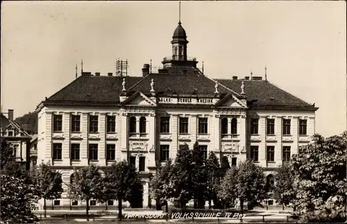 Foto Ak Varnsdorf Warnsdorf Region Aussig, Volksschule Bezirk IV