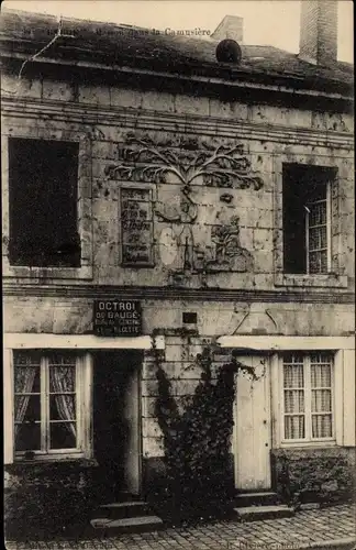 Ak Baugé Maine et Loire, Maison dans la Cam usiere