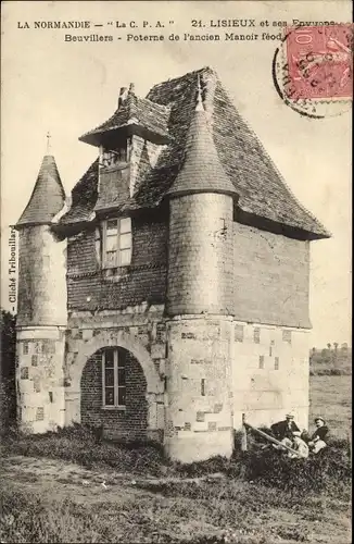 Ak Beuvilliers Calvados, Poterne de l'ancien Manoir Feodal