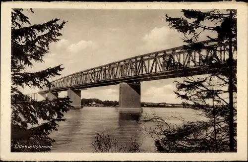 Ak Dänemark, Lillebæltsbroen, Blick auf die Brücke