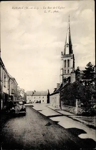 Ak Barace Maine et Loire, La Rue de l'Eglise