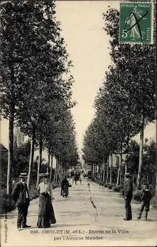 Ak Cholet Maine et Loire, Entree de la Ville par l'Avenue Maudet