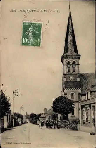 Ak Saint Sauveur de Flee Maine et Loire, L'Eglise