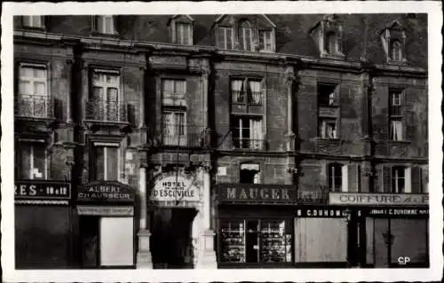 Ak Caen Calvados, Hotel de Valois et d'Escouville, place Saint Pierre