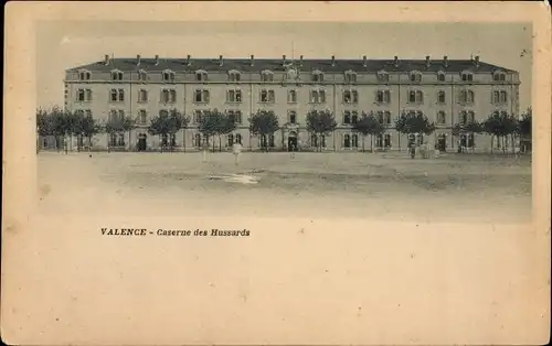 Ak Valence Drôme, Caserne des Hussards